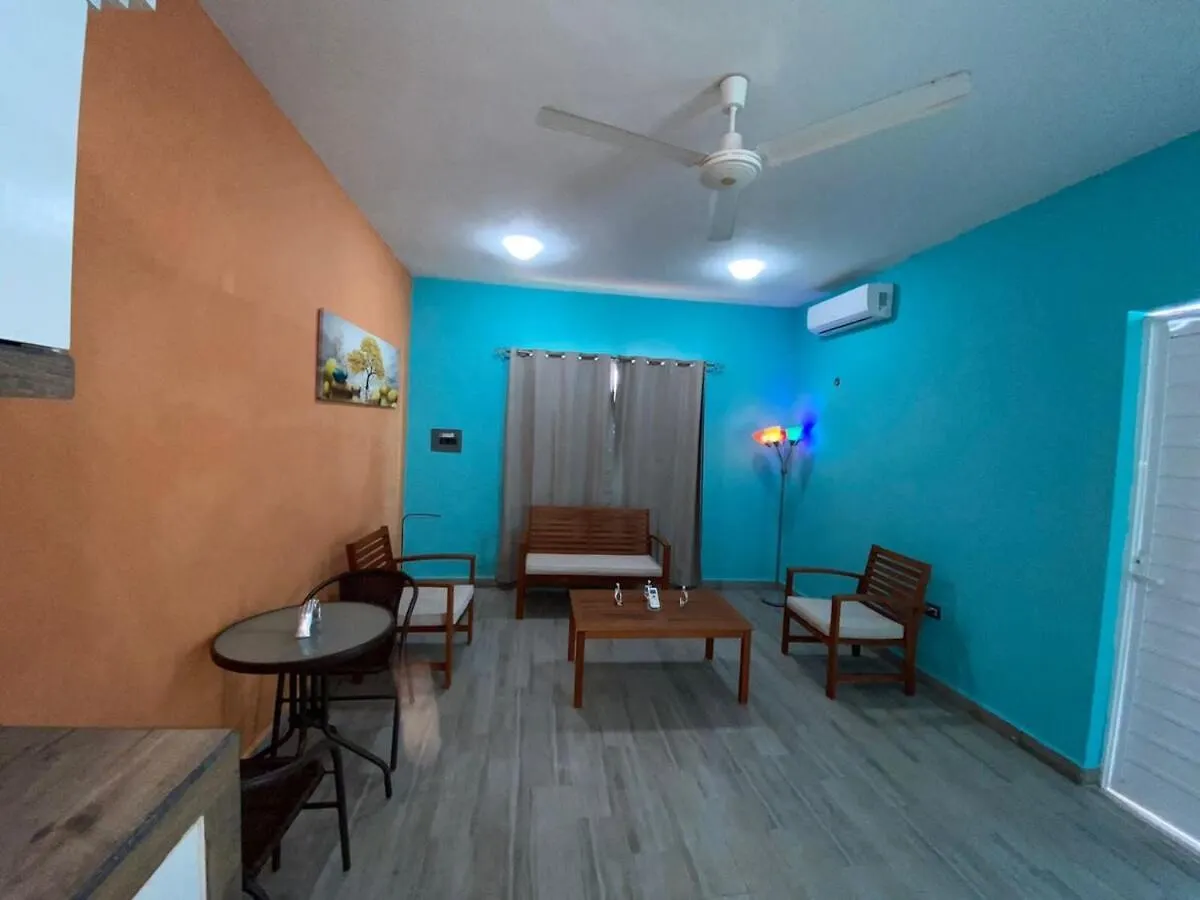 Casa Alamo En Cozumel 아파트